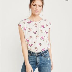 ABERCROMBIE & Fitch Floral Button Back Top